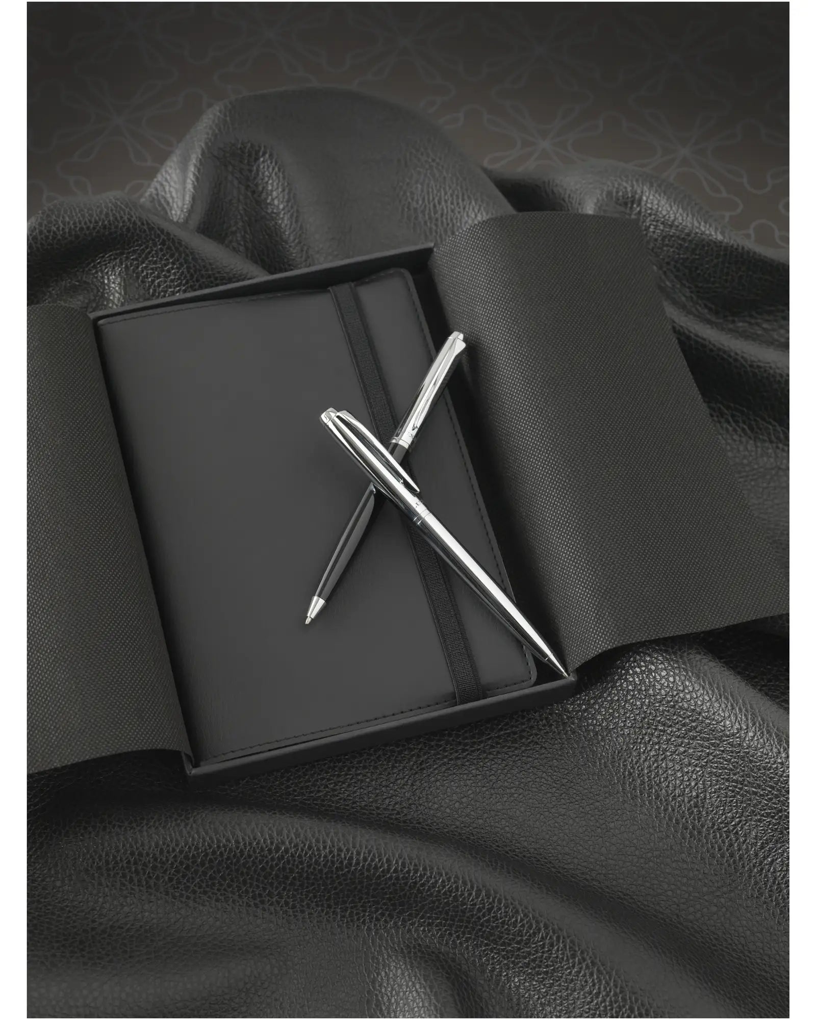 Promotional eco-friendly ballpoint pen with chrome accents - 2