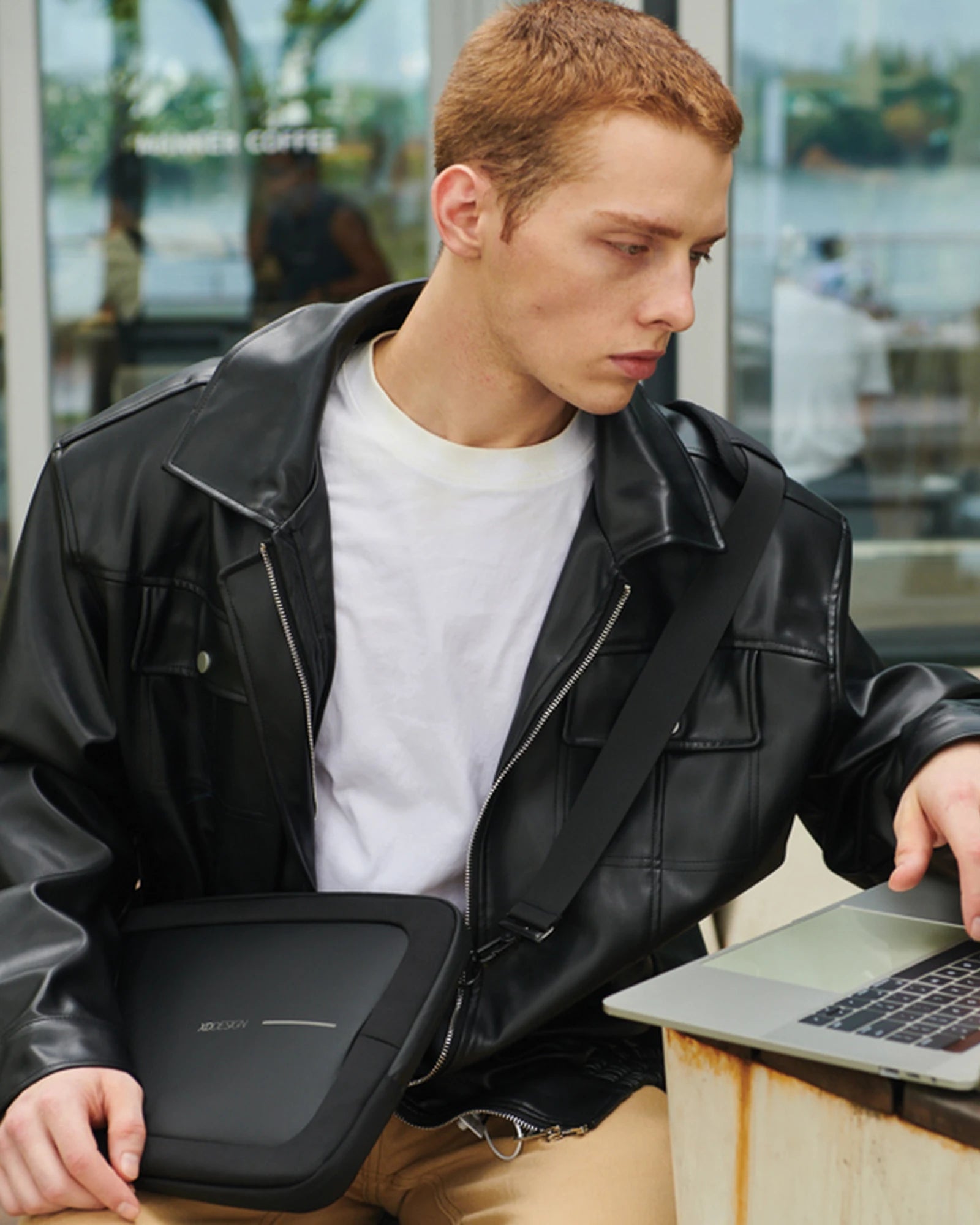 Custom rPET 16" laptop bag - 8