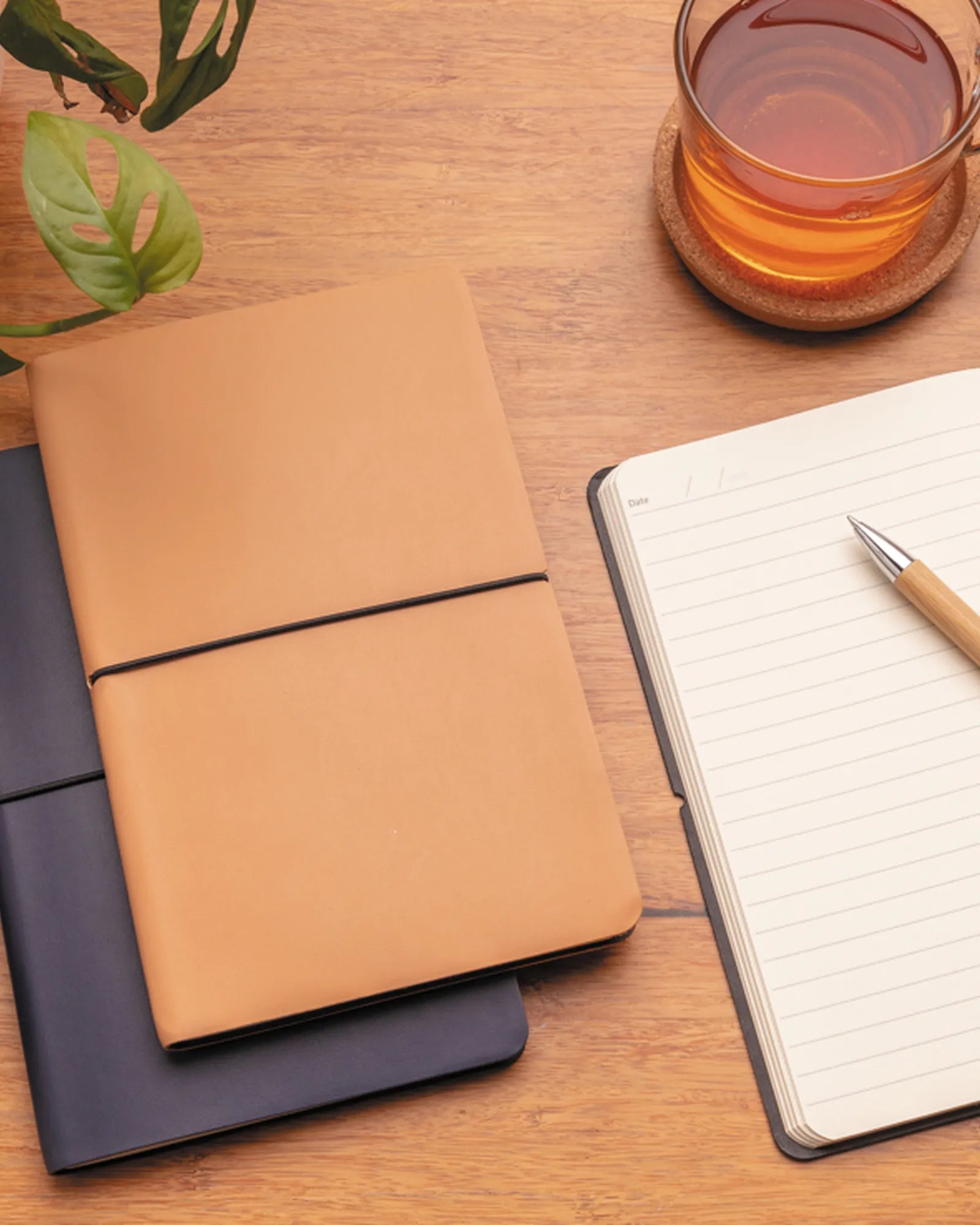 Promotional A5 softcover notebook with elastic closure - 4