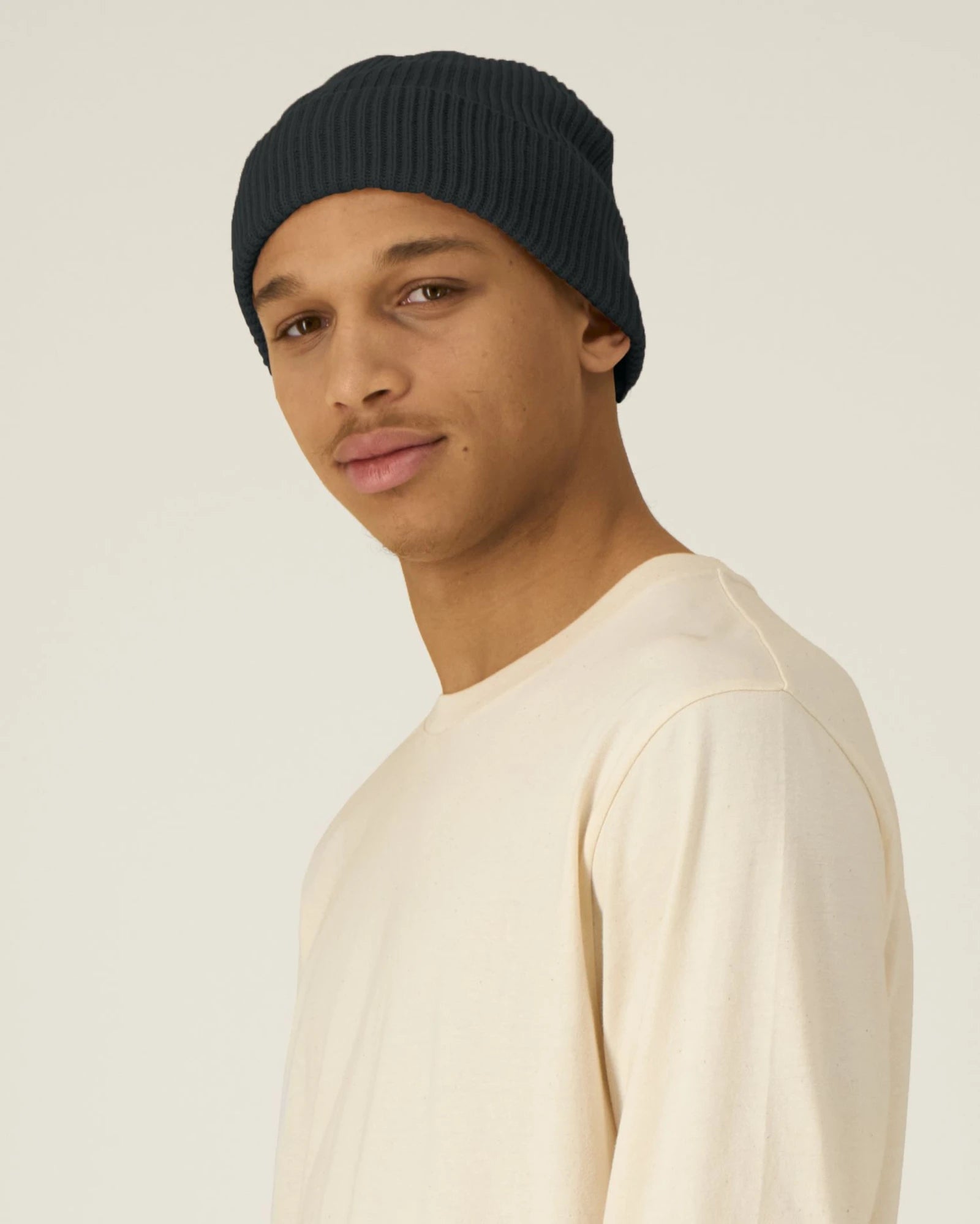 Custom organic cotton beanie Stanley/Stella Fisherman - Black