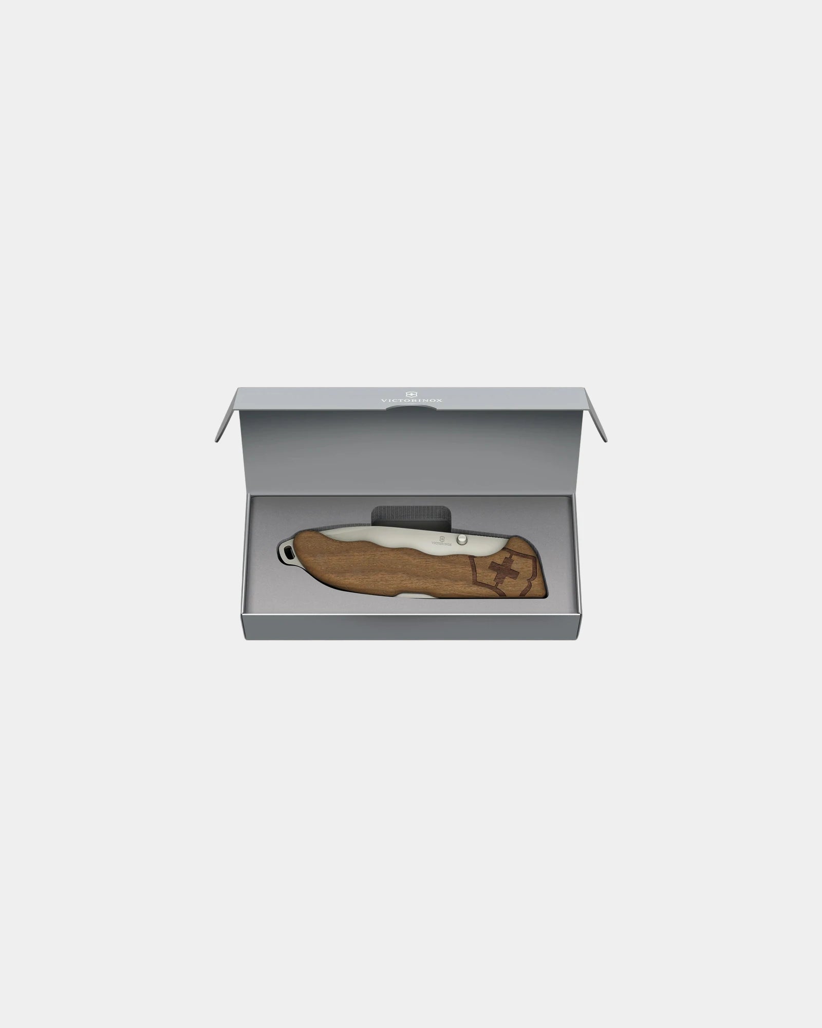 Custom walnut wood Swiss knife Victorinox Evoke Wood - 2