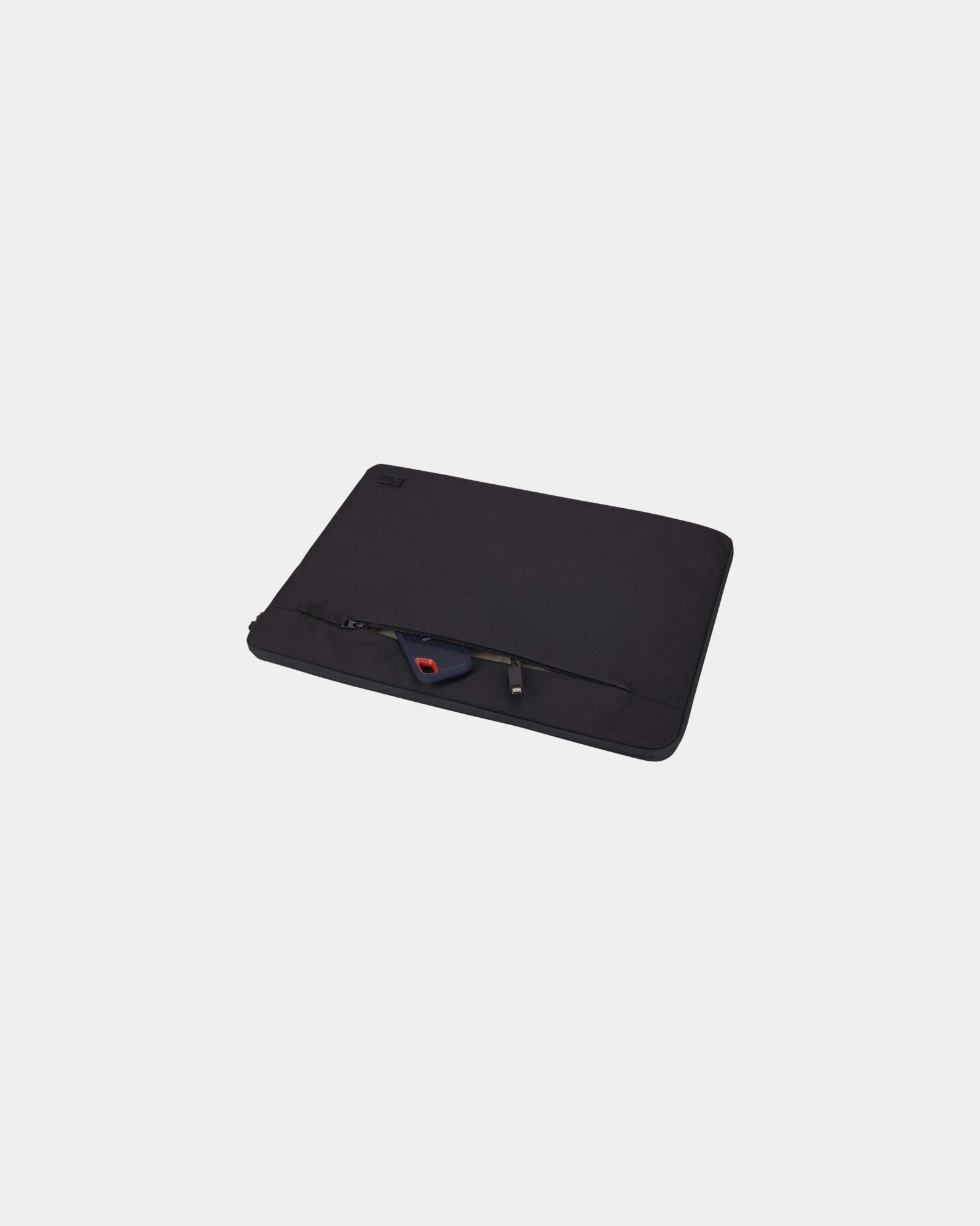 Custom recycled polyester laptop sleeve Case Logic - 3