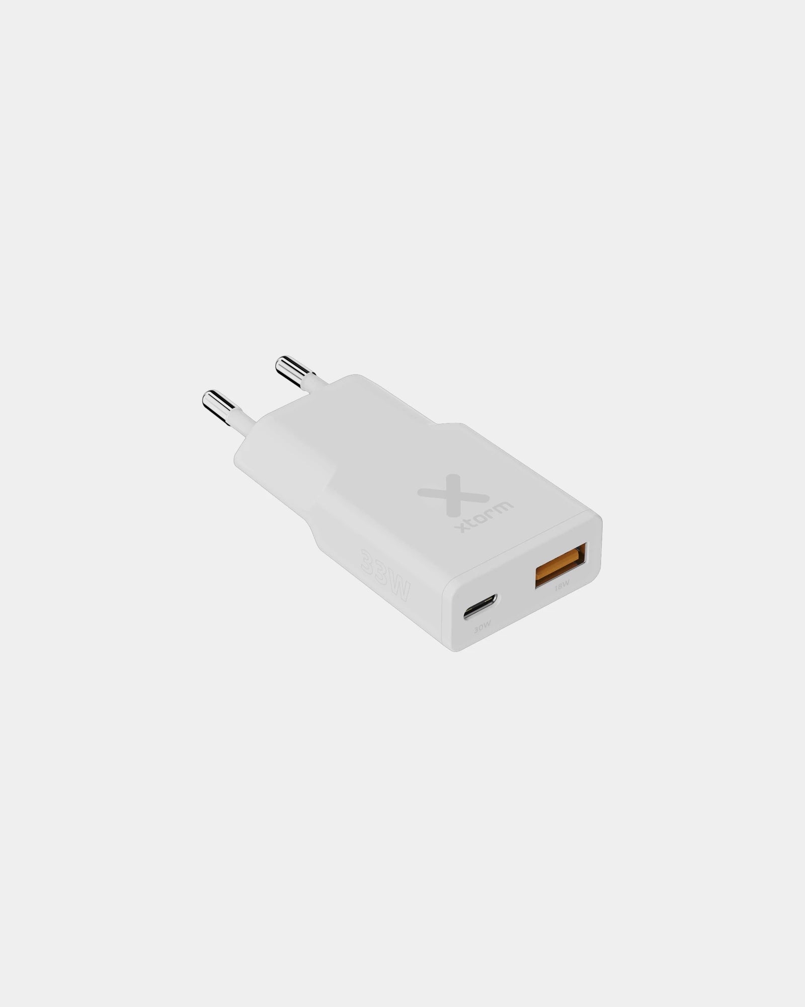 Promotional 33W USB-C charger Xtorm Go2 SlimLine - White