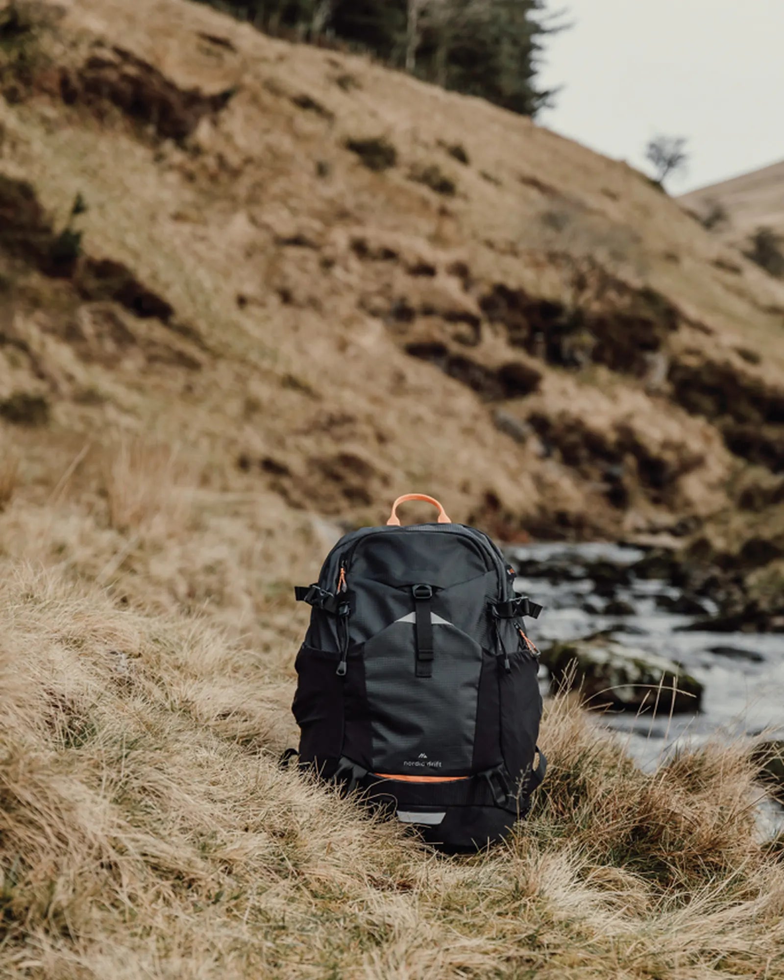 Custom recycled 24L backpack - 9