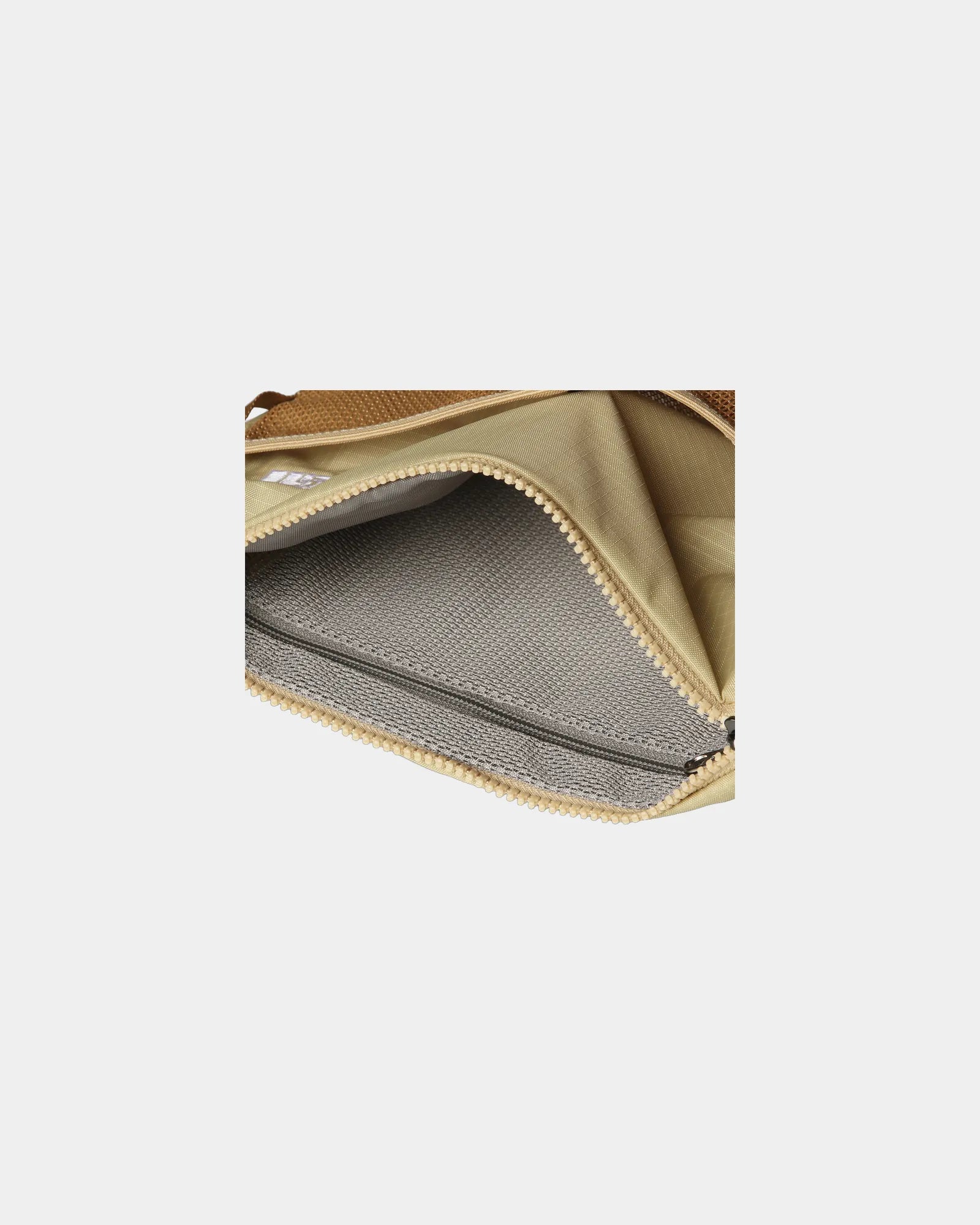 Custom recycled nylon shoulder bag The North Face Terra - 12