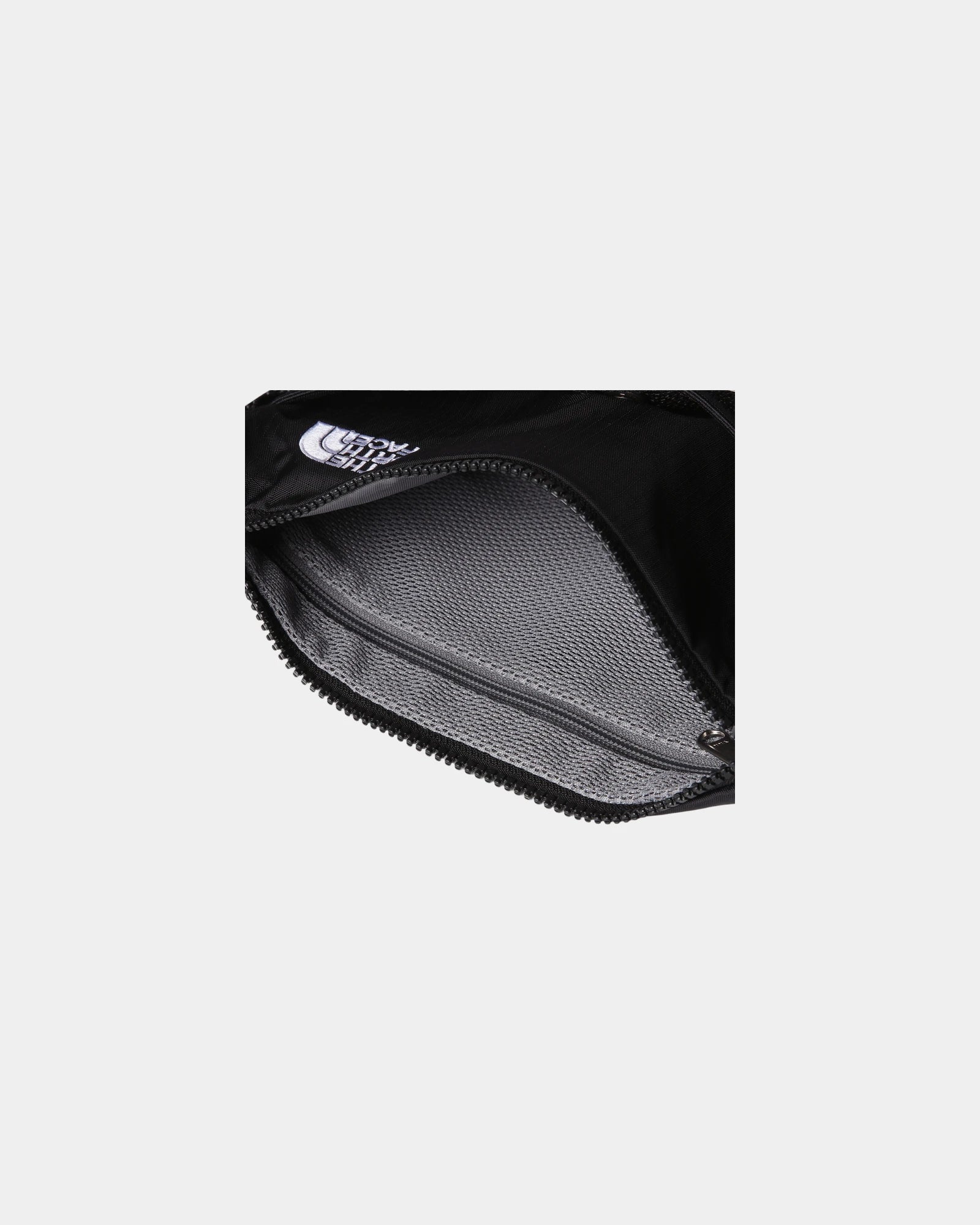 Custom recycled nylon shoulder bag The North Face Terra - 2