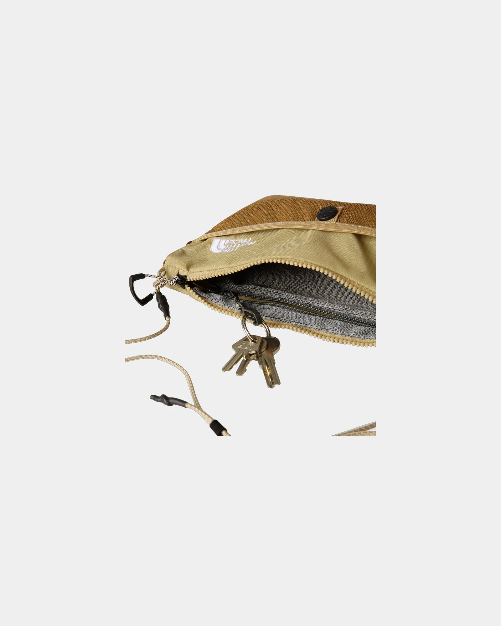 Custom recycled nylon shoulder bag The North Face Terra - 18