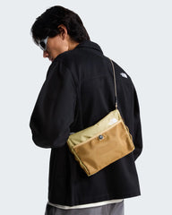 Custom recycled nylon shoulder bag The North Face Terra - 19