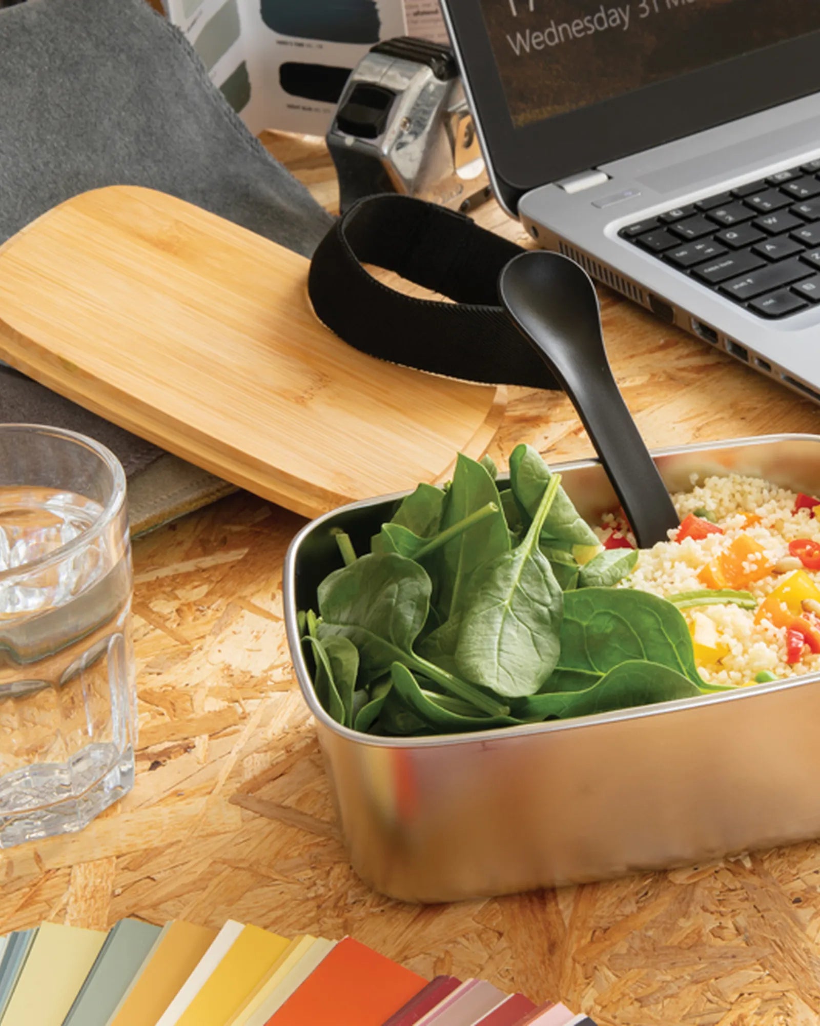 Promotional stainless steel lunch box with bamboo lid - 8
