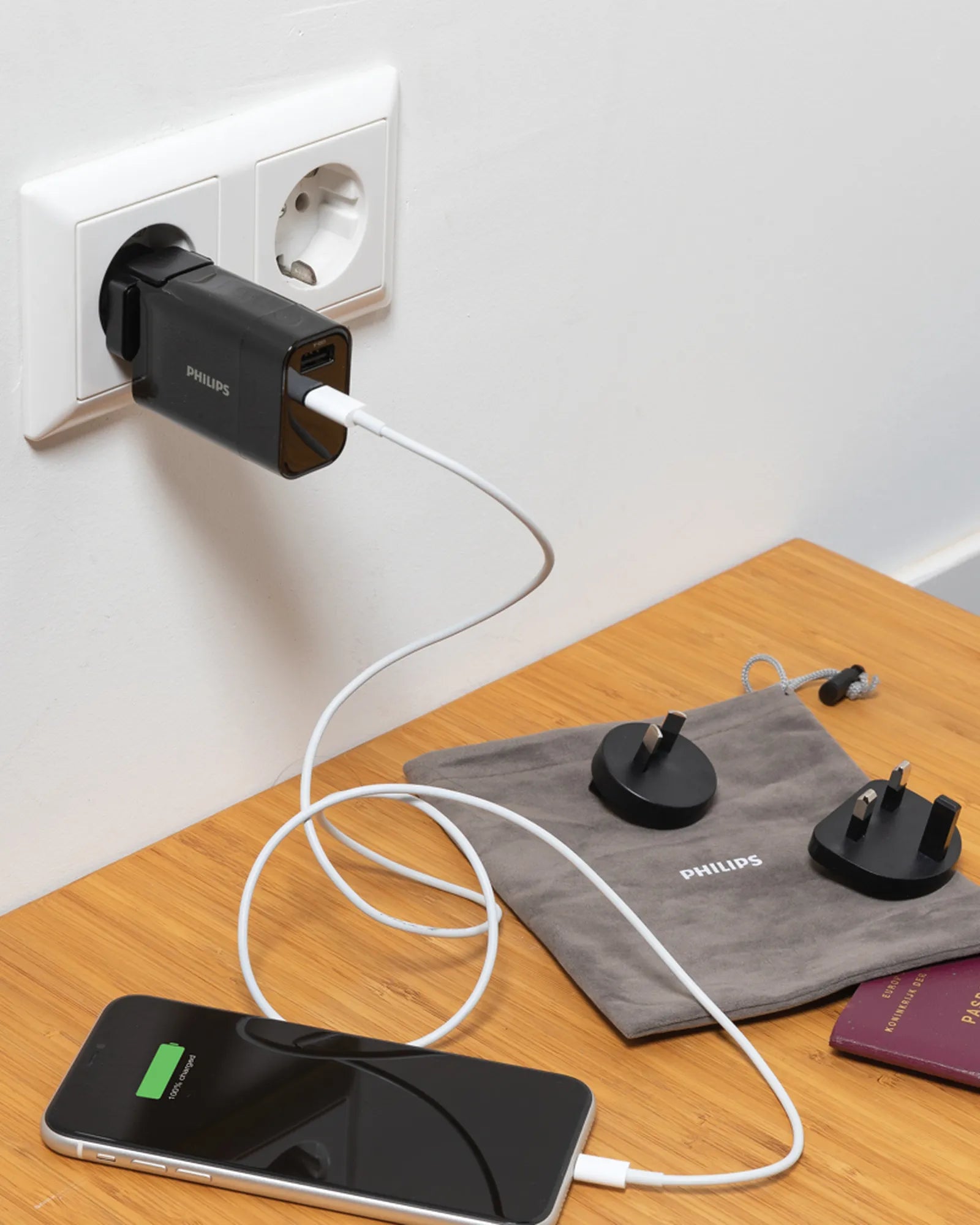Custom USB charger Philips 30W travel adapter - 1