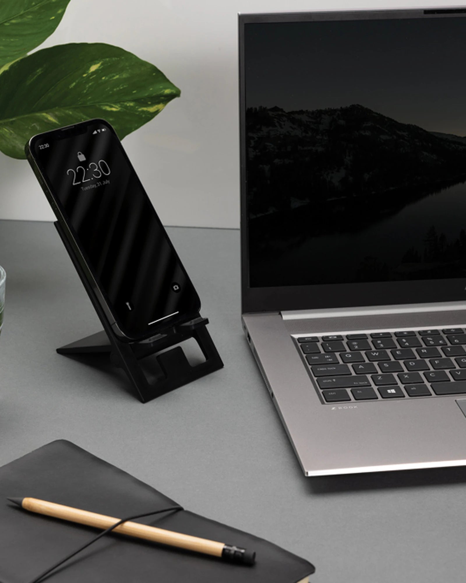 Promotional recycled plastic phone stand - 7