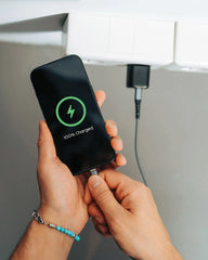 Custom eco-friendly 20W GaN charger Urban Vitamin Monterey - 3