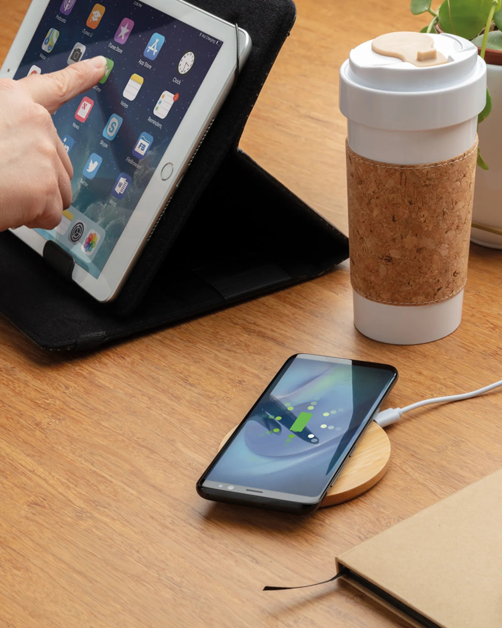 Chargeur sans fil 5W rond en bambou à personnaliser - 1