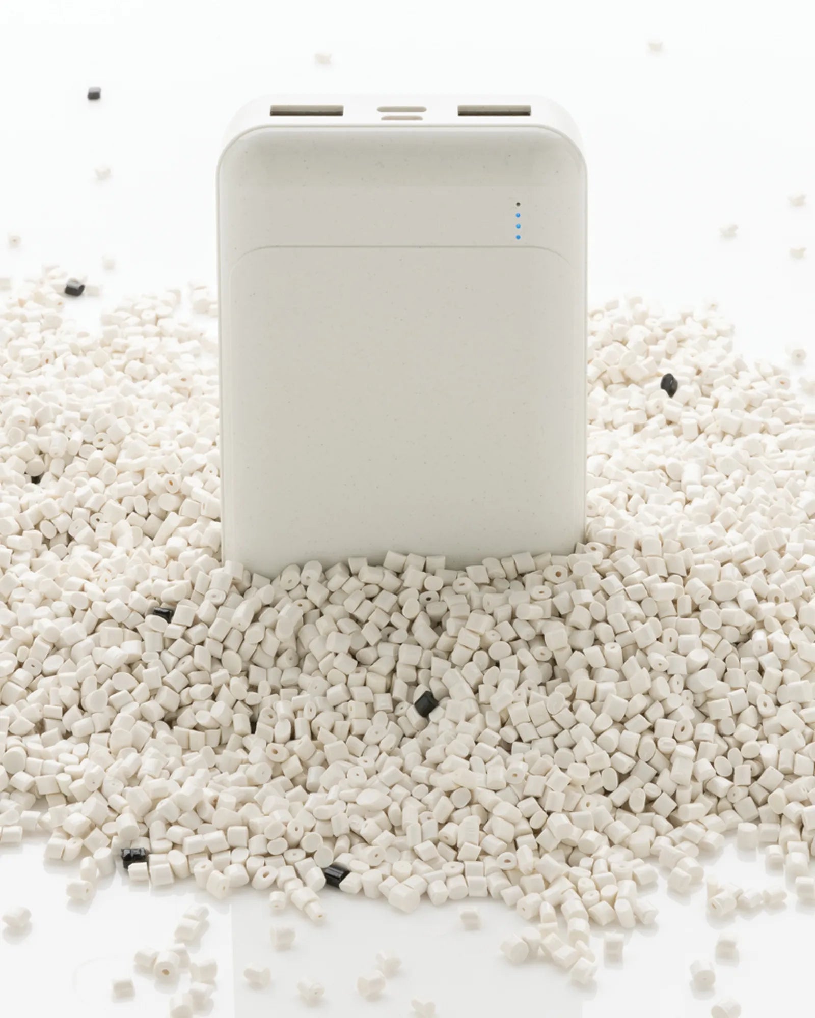Promotional recycled plastic 10,000 mAh power bank - 17