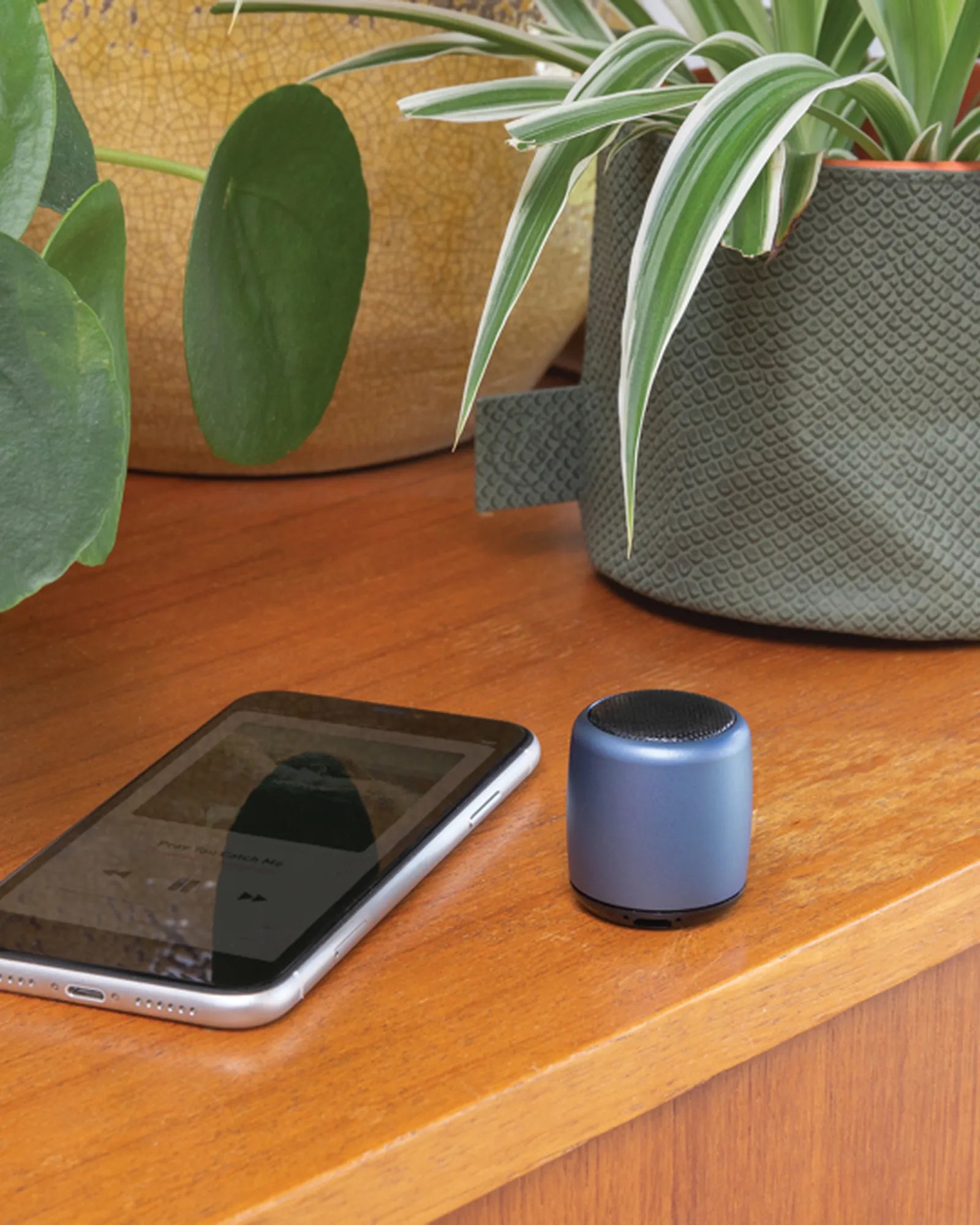 Promotional aluminum mini speaker - 15