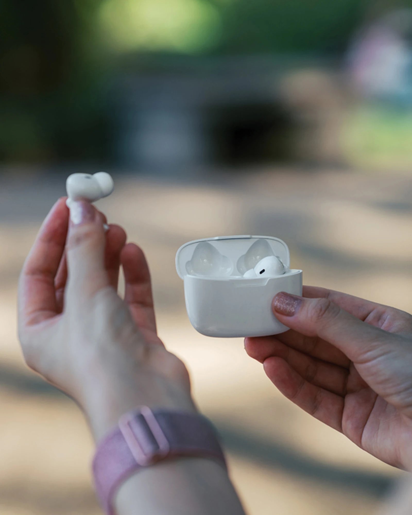 Custom recycled wireless earbuds - 8