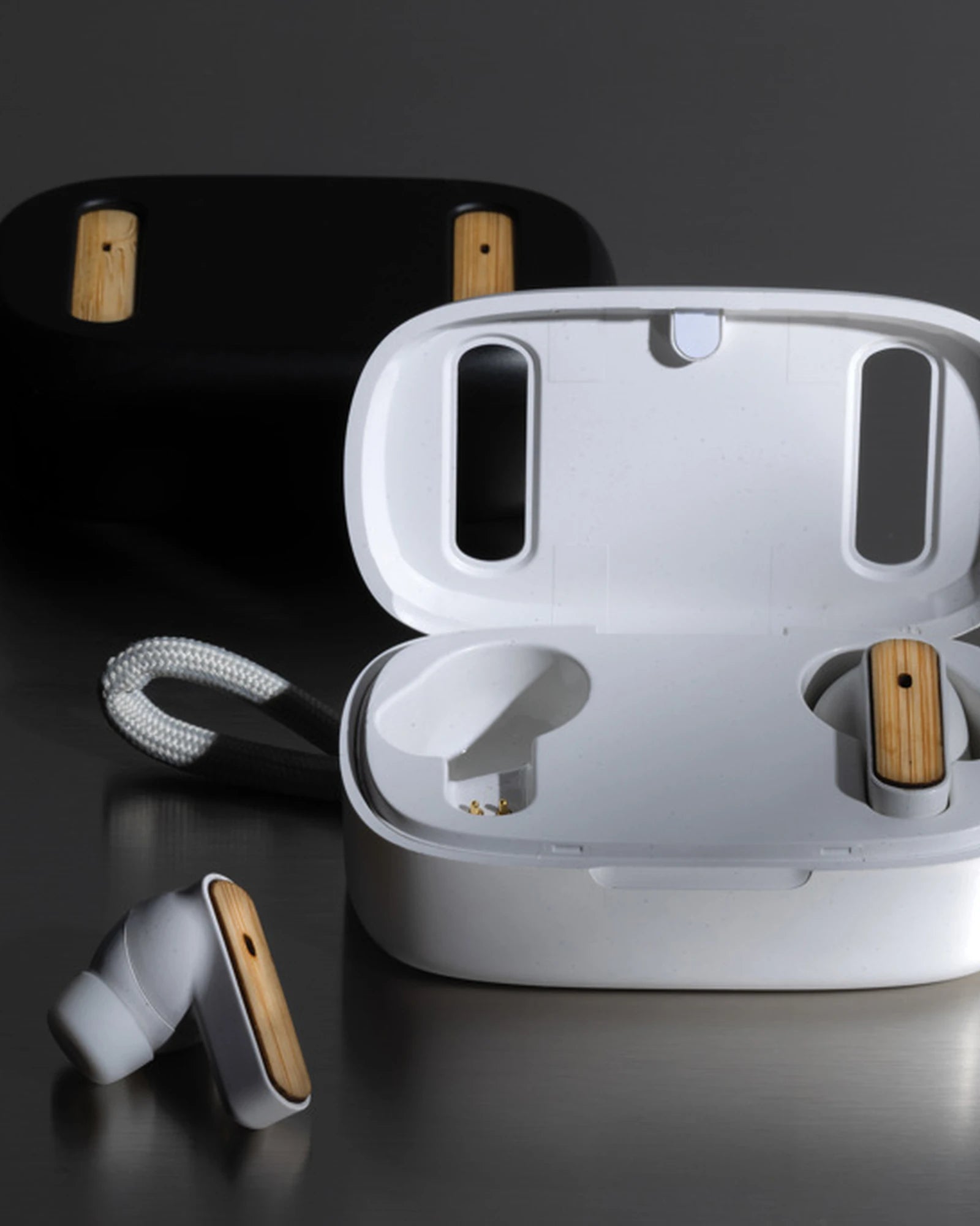 Custom recycled plastic TWS earbuds with bamboo - 7
