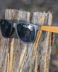 Custom recycled PC sunglasses with cork detail - 5