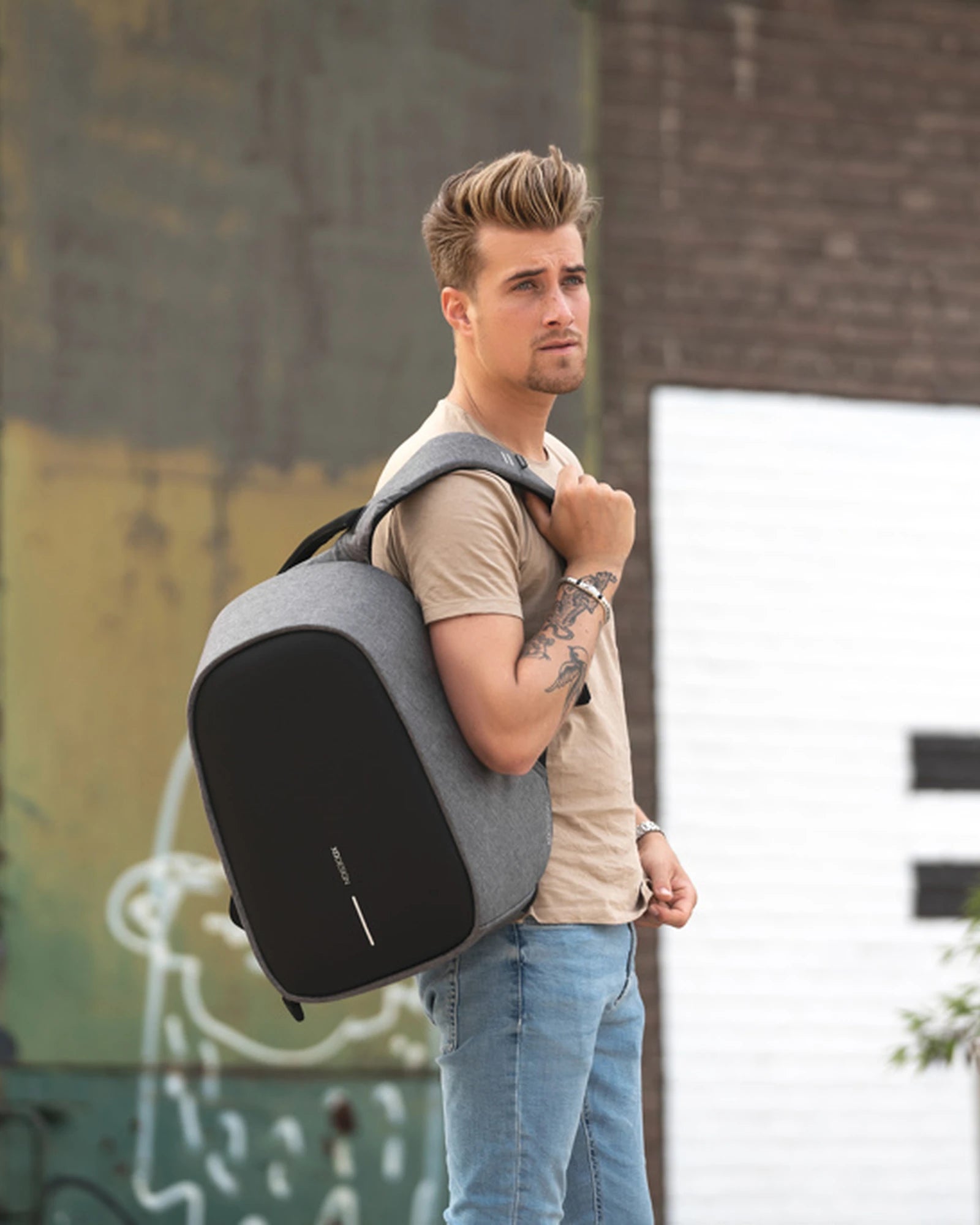 Custom anti-theft rPET backpack Bobby Hero - 18
