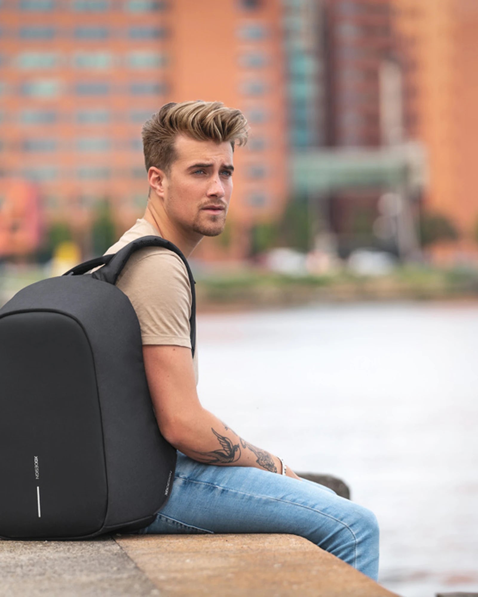Custom anti-theft rPET backpack Bobby Hero - 8
