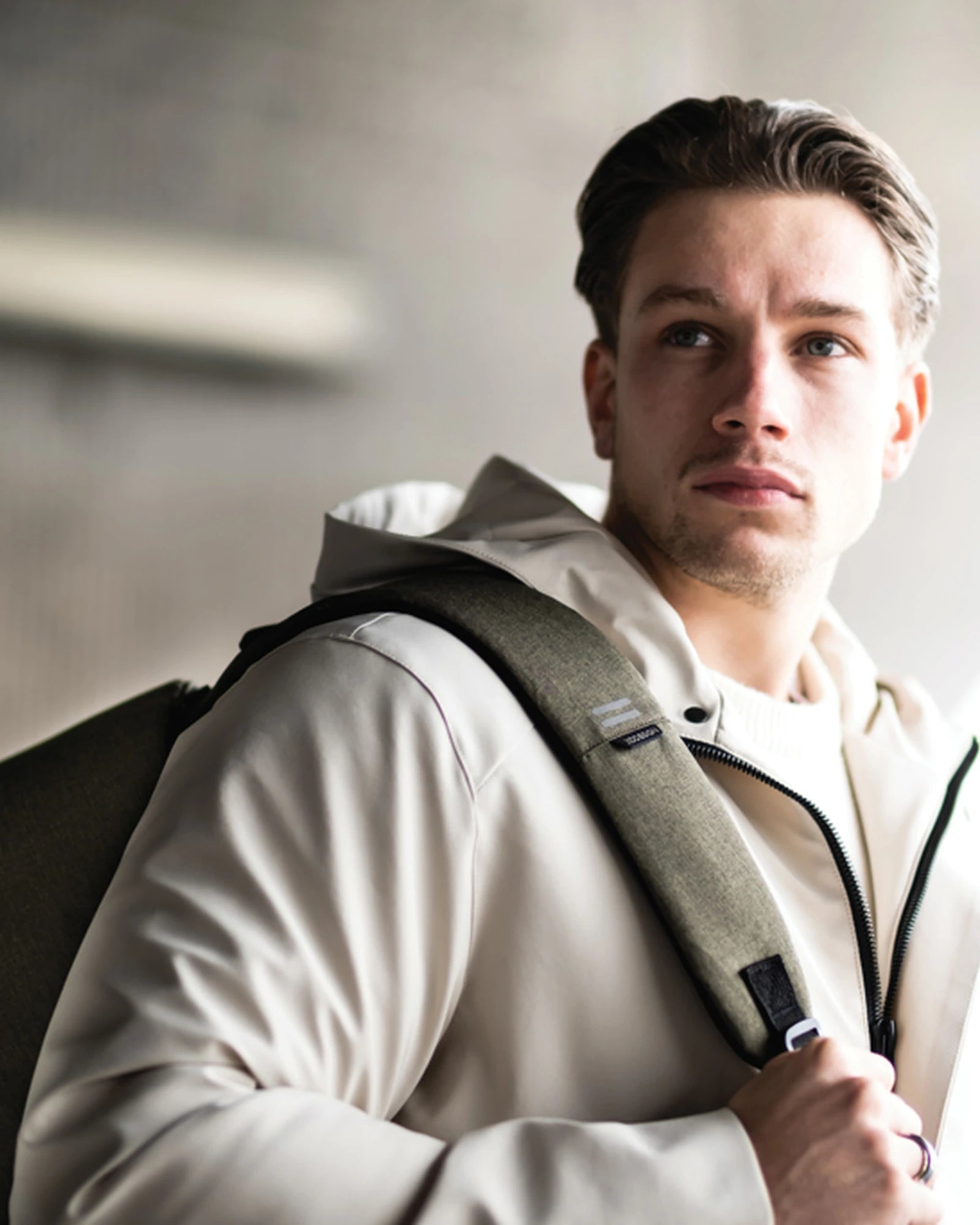 Custom anti-theft rPET backpack Bobby Hero Small - 48