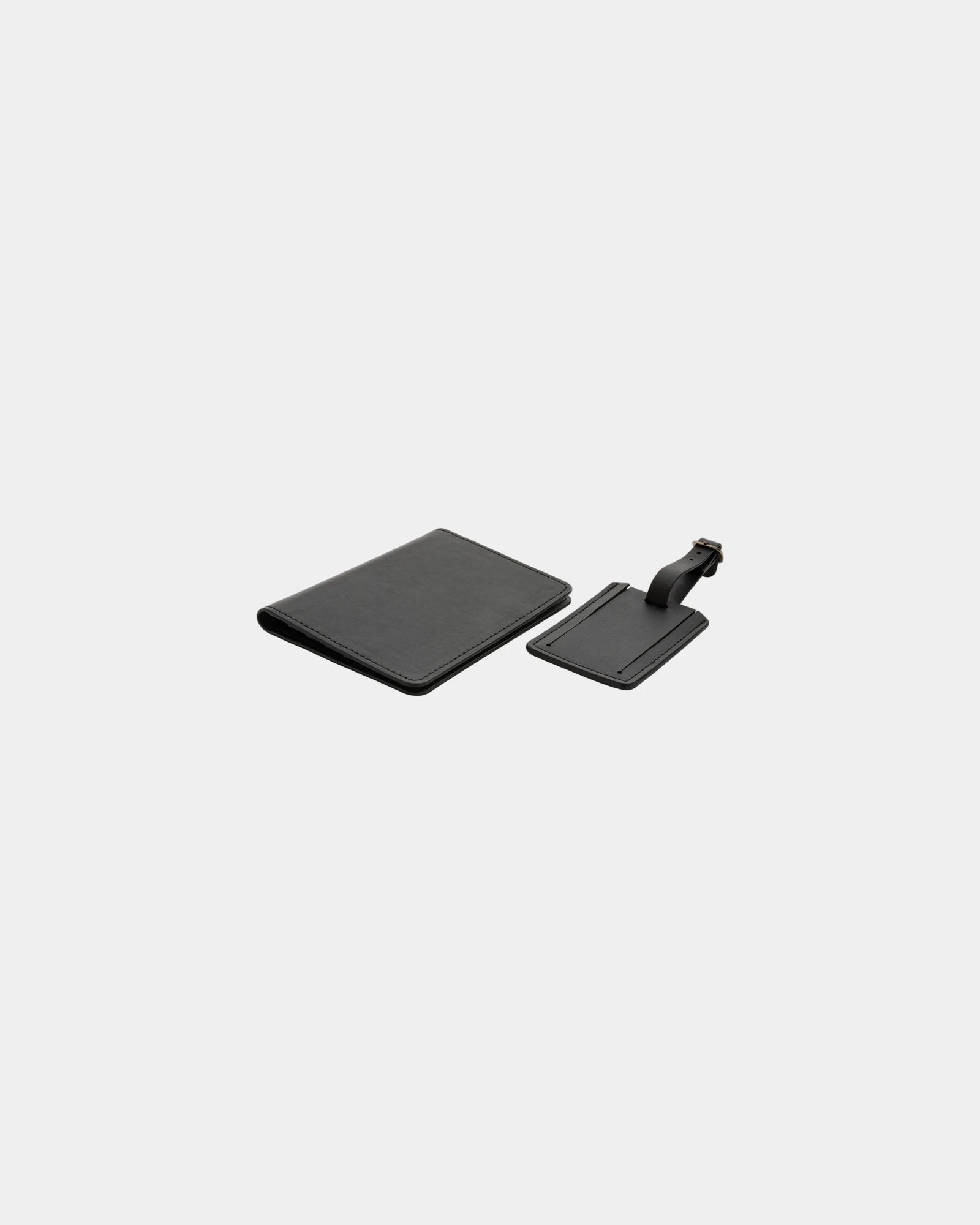 Promotional recycled PU travel set Swiss Peak - Black