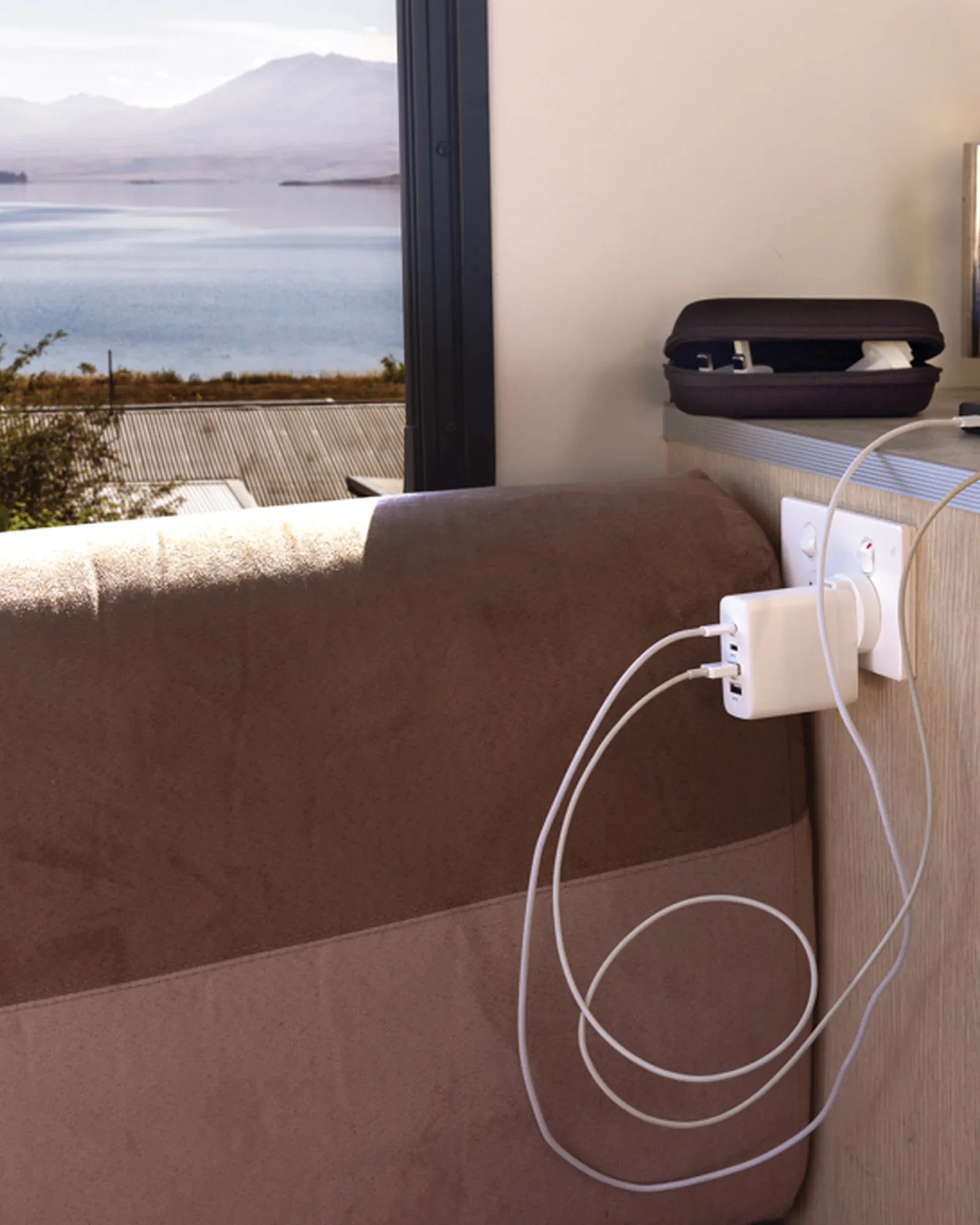 Promotional recycled plastic travel charger - 7