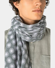 Custom cotton woven scarf with sunburst pattern - 2