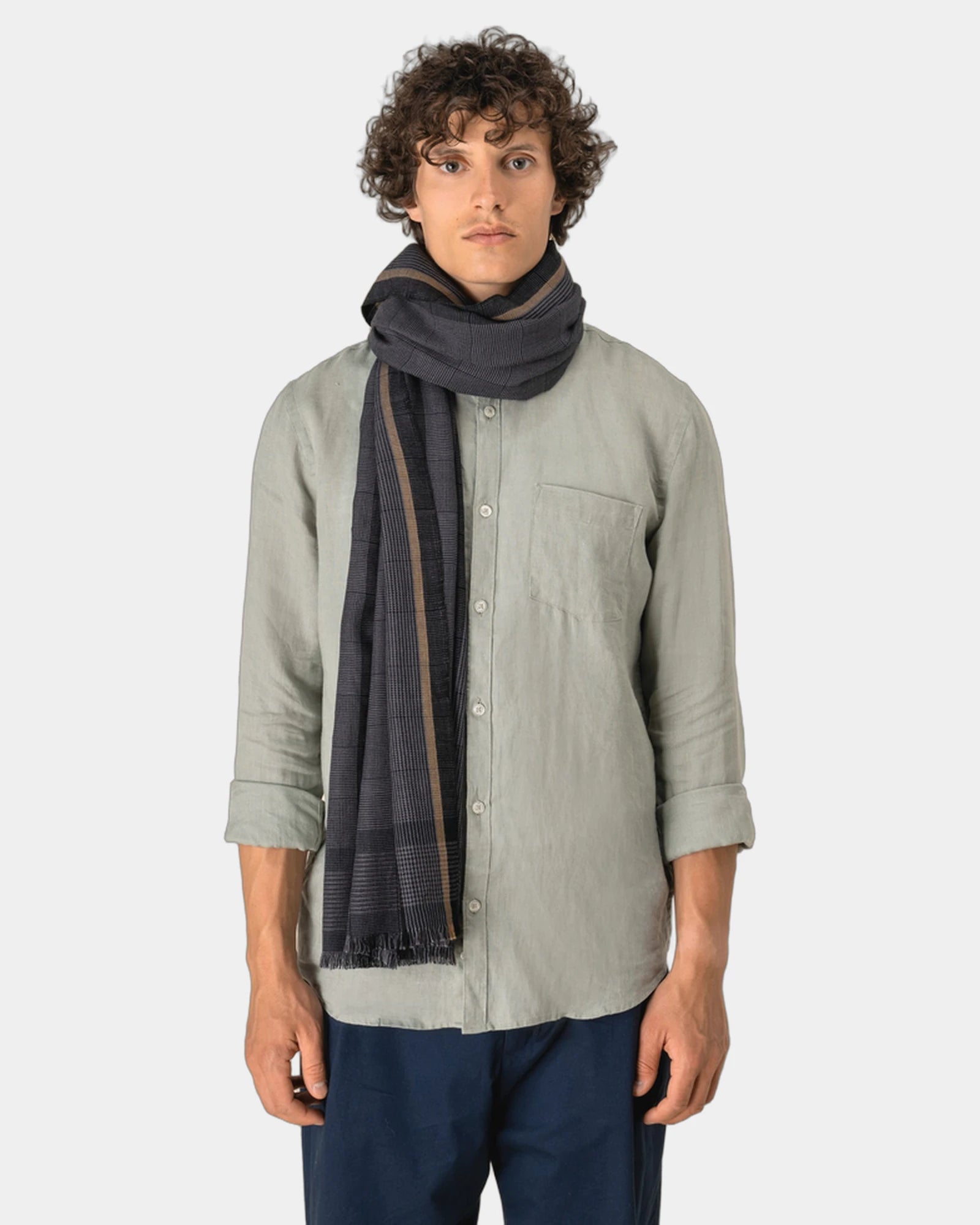 Custom woven checkered scarf with fringe details - 1