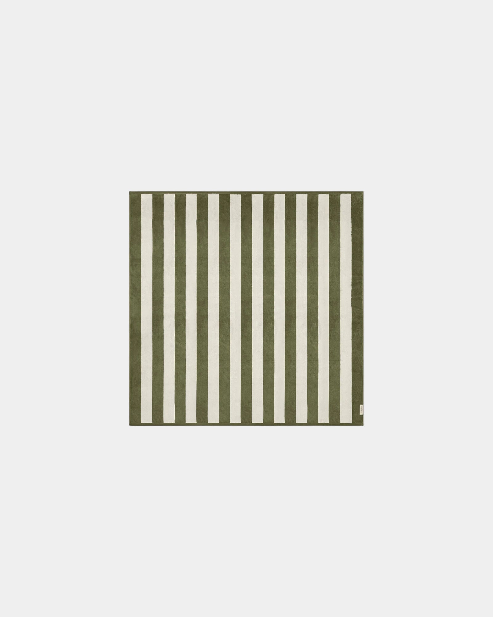 Custom eco-friendly beach towel LA SERVIETTE PARIS - Olive Green / Cream