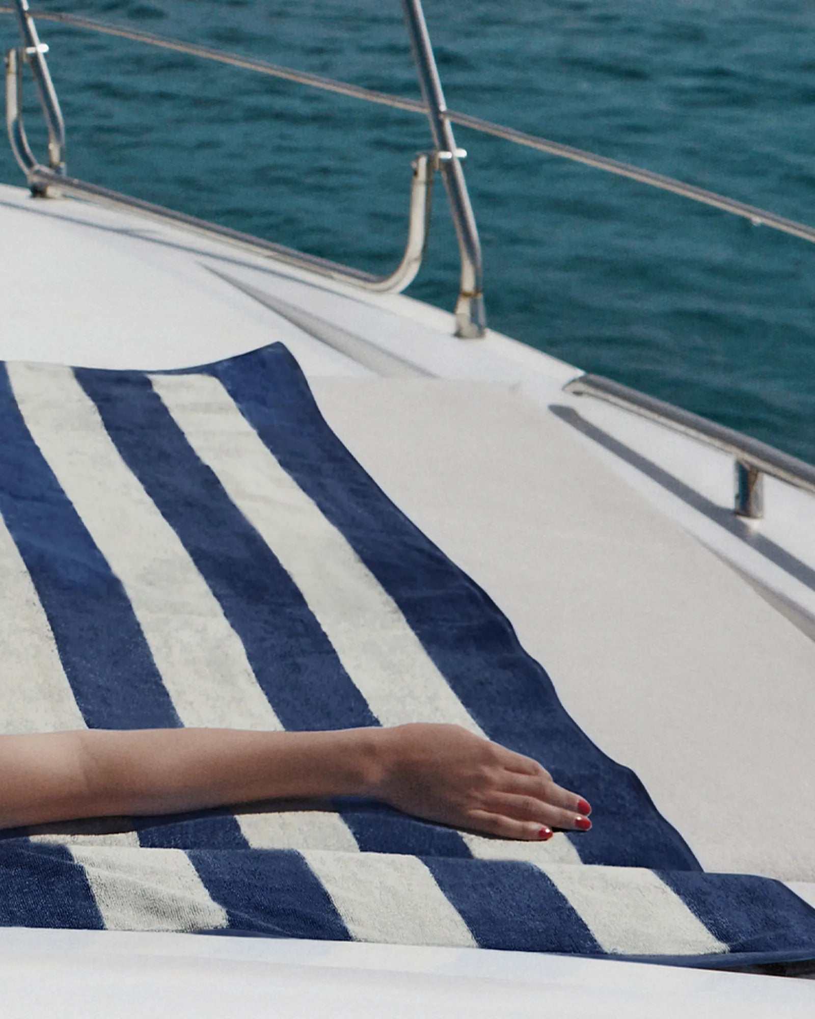 Custom eco-friendly beach towel LA SERVIETTE PARIS - 12