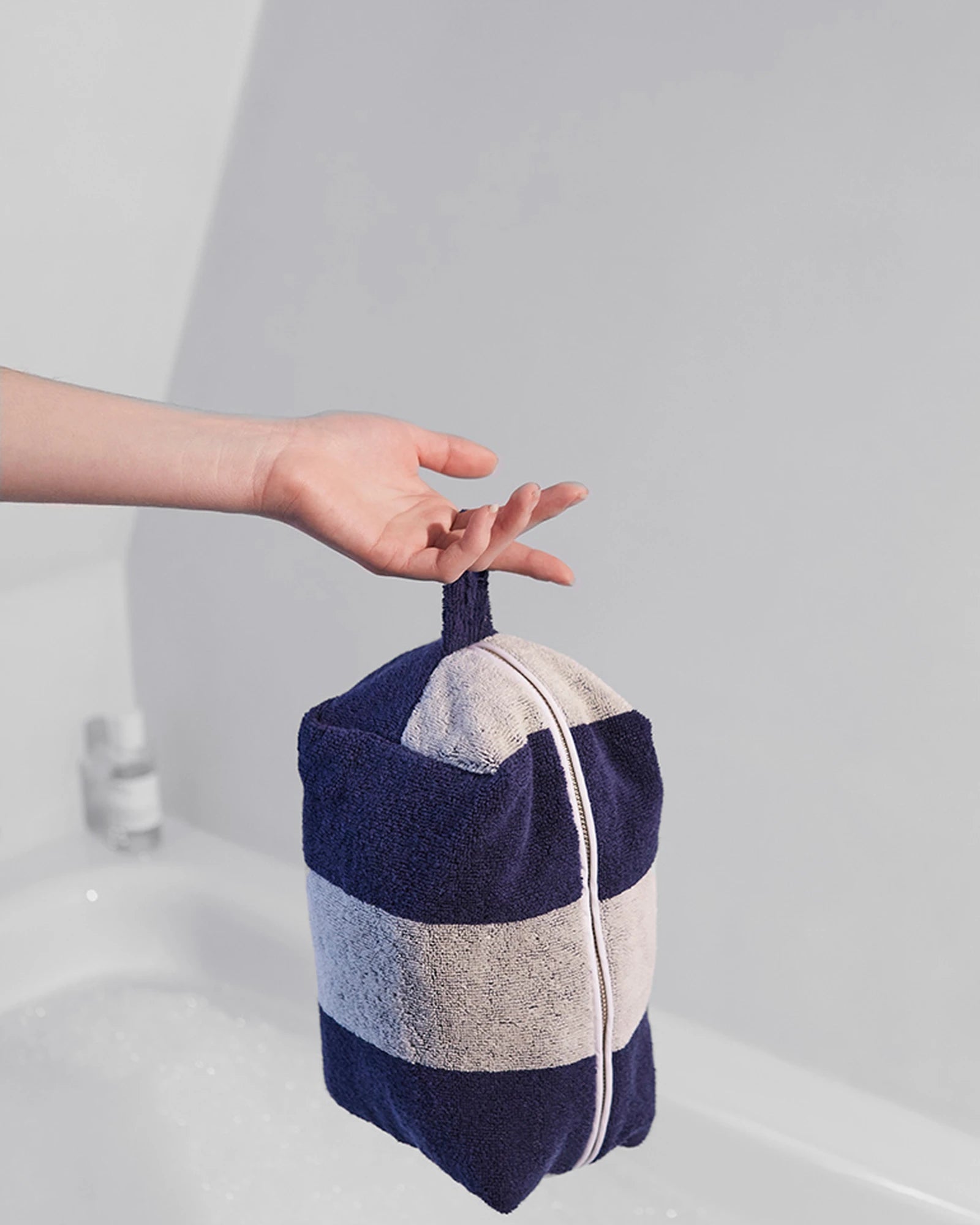 Custom eco-friendly cotton toiletry bag La Serviette Paris - 12