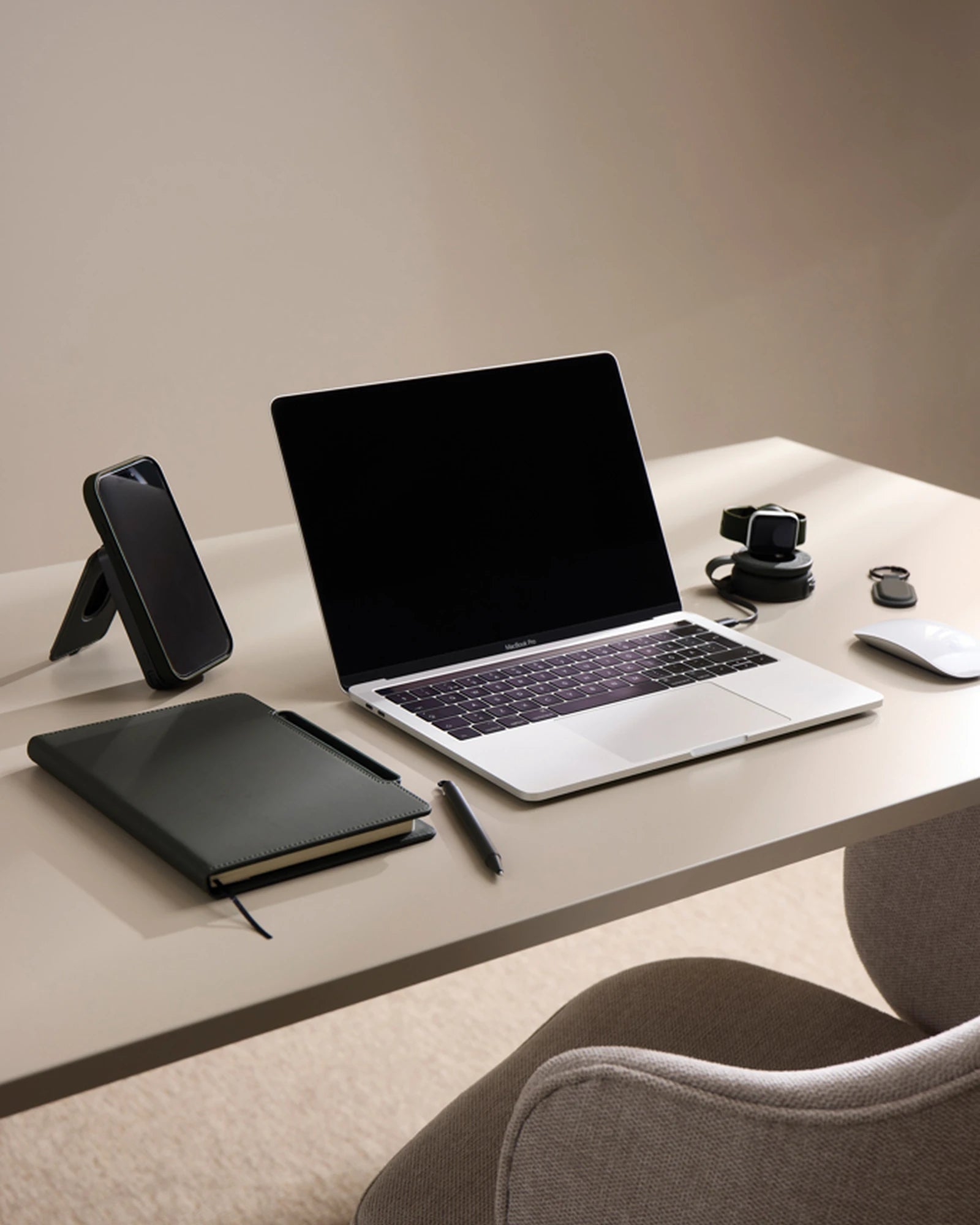 Custom recycled 15W wireless charger Vinga Baltimore - 17