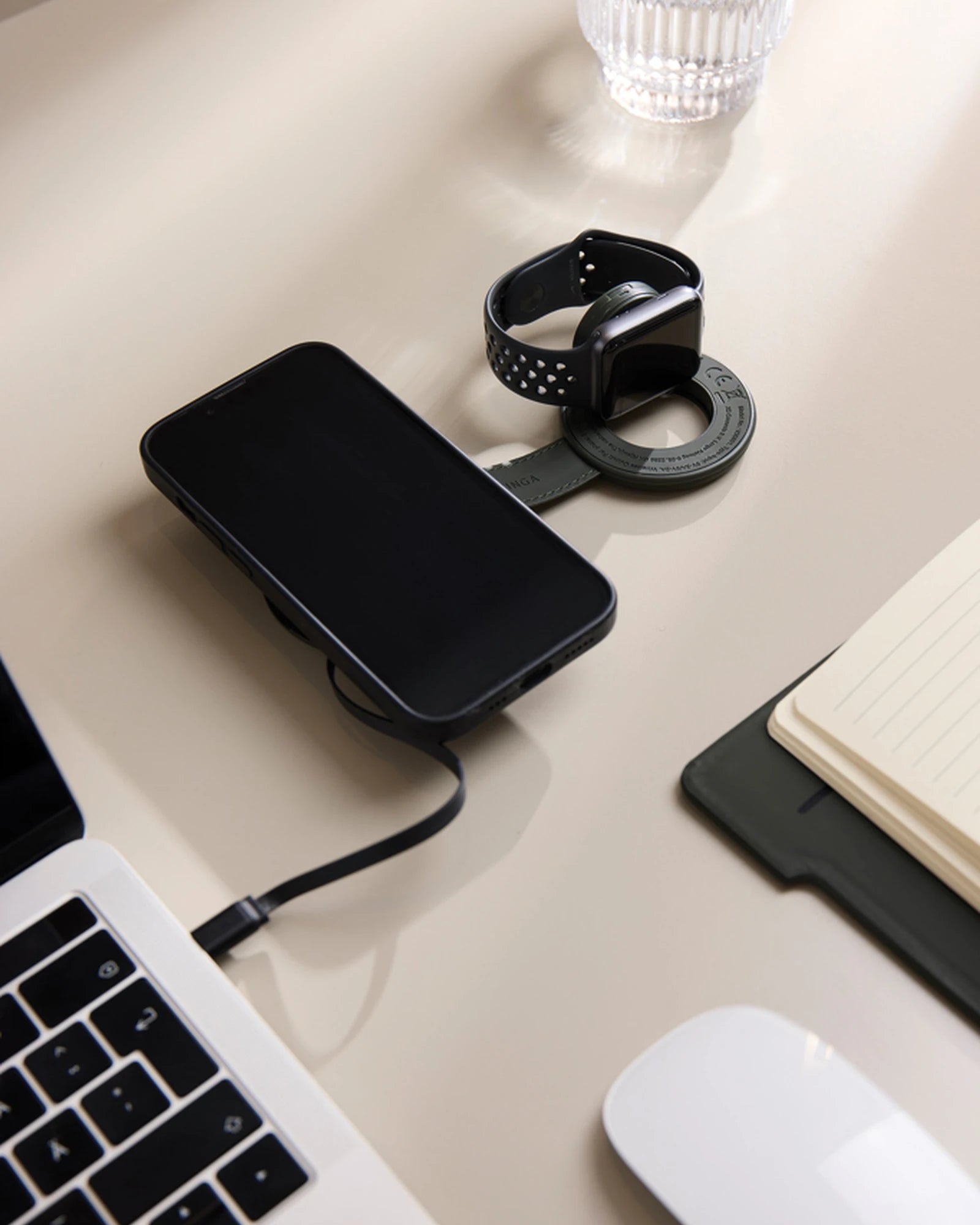 Custom recycled 15W wireless charger Vinga Baltimore - 16