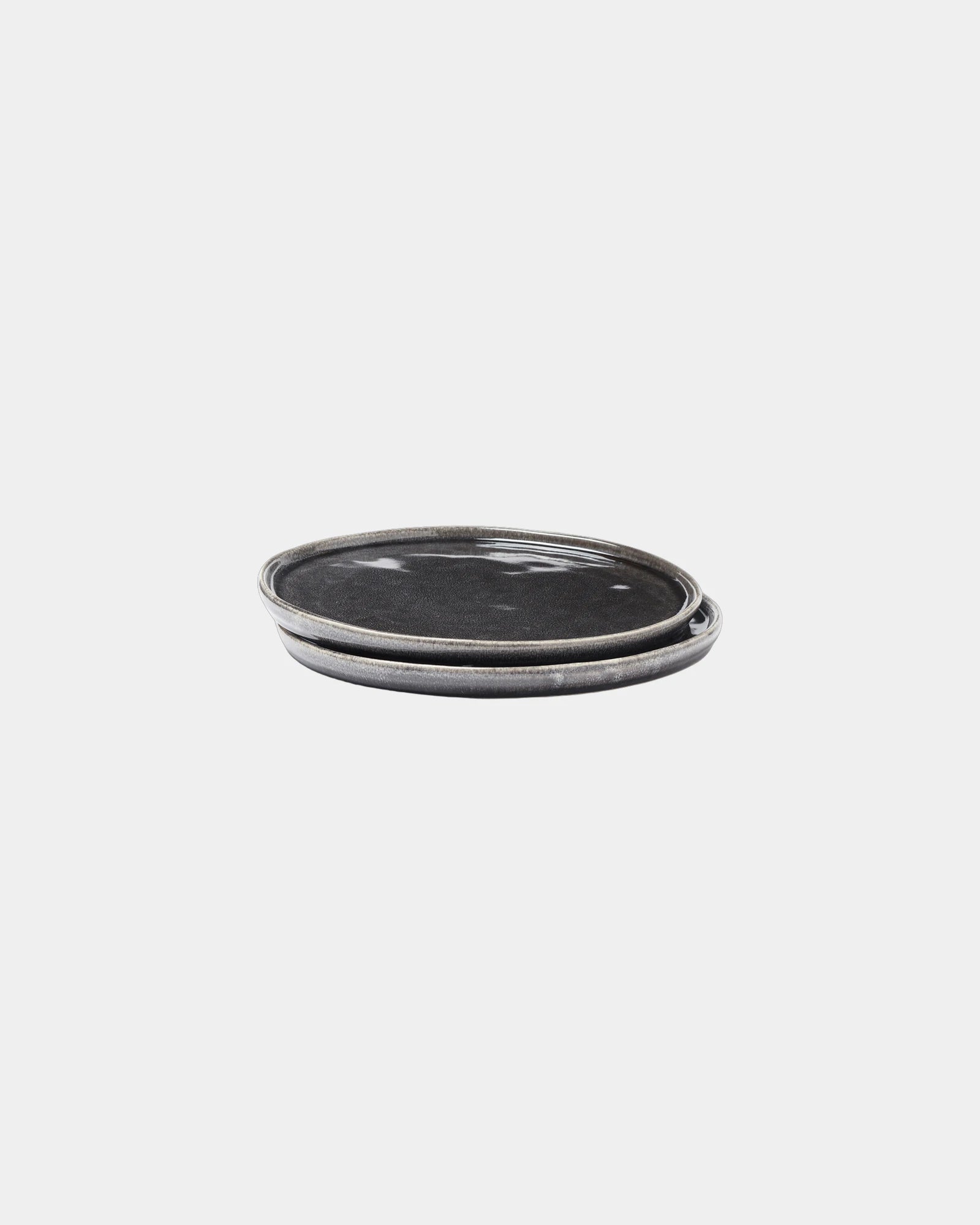 Custom rustic stoneware plates Vinga Nomimono set - Black