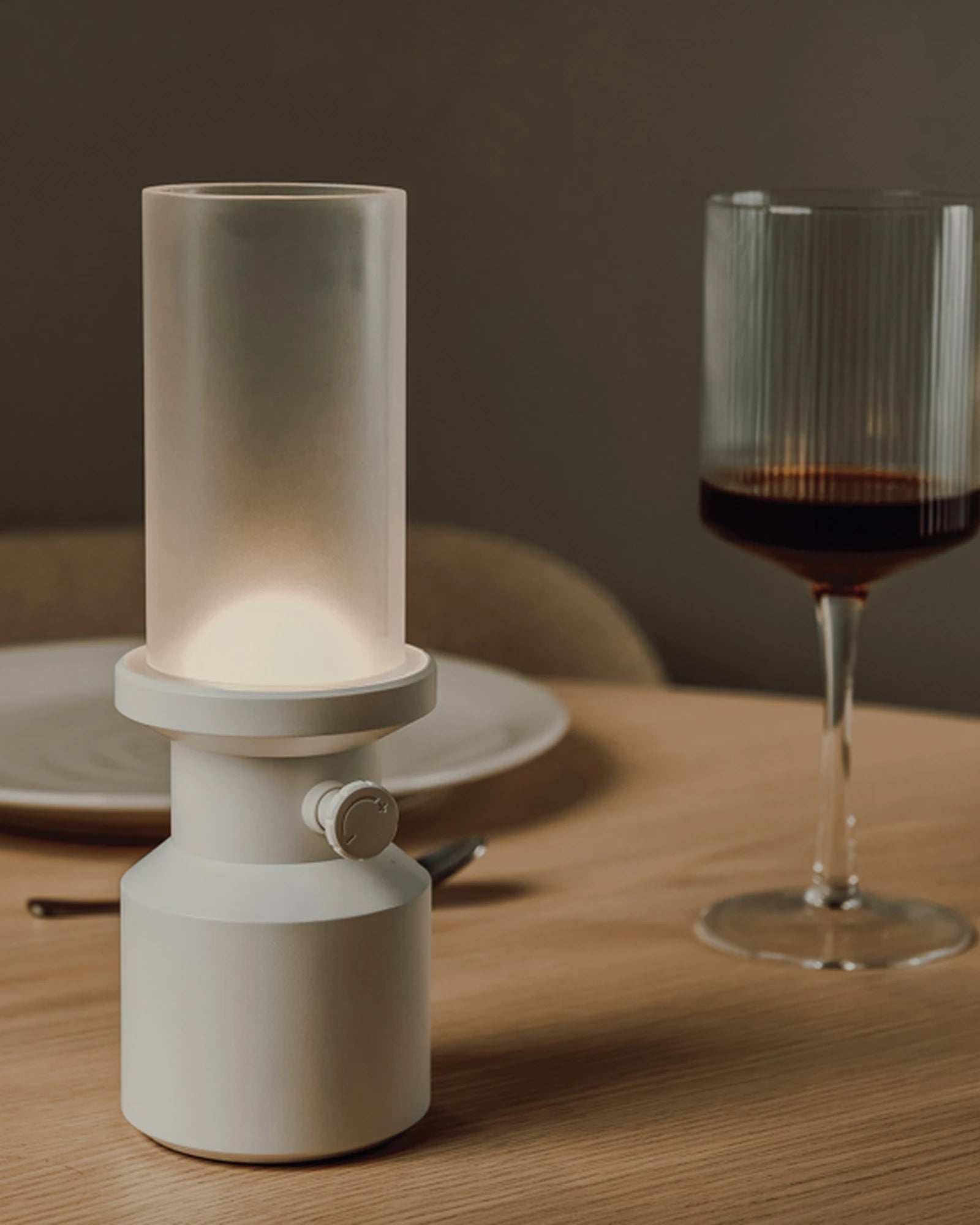 Custom eco-friendly table lamp Vinga Niori - 9