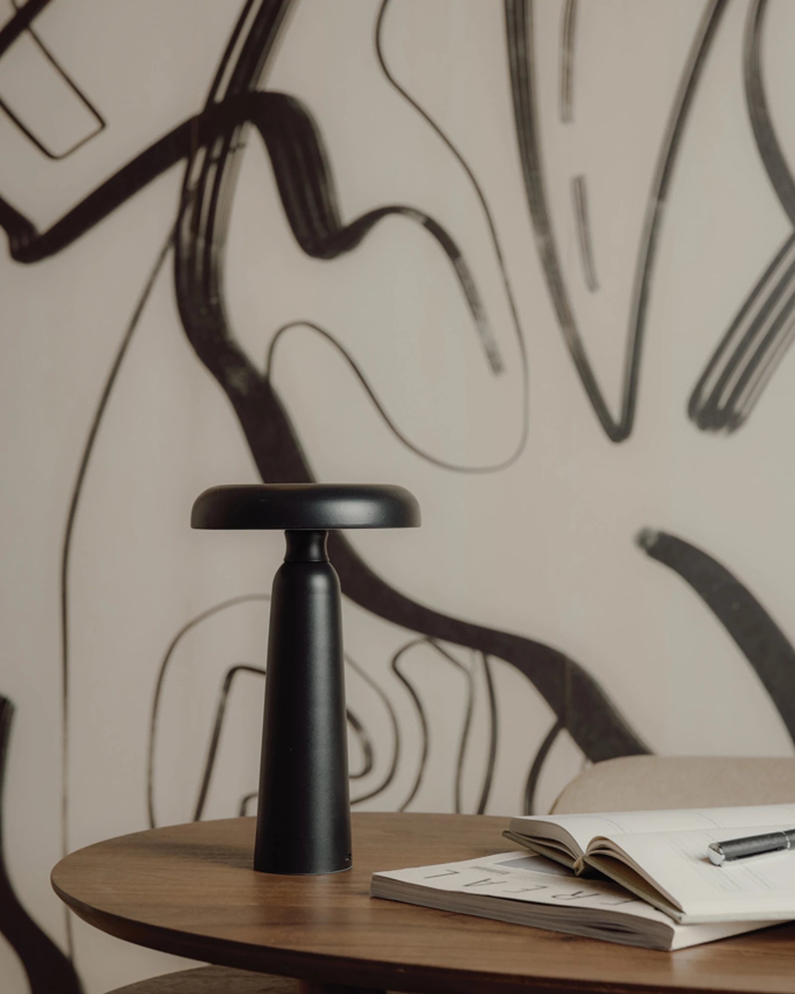 Custom eco-friendly table lamp Vinga Avery - 8