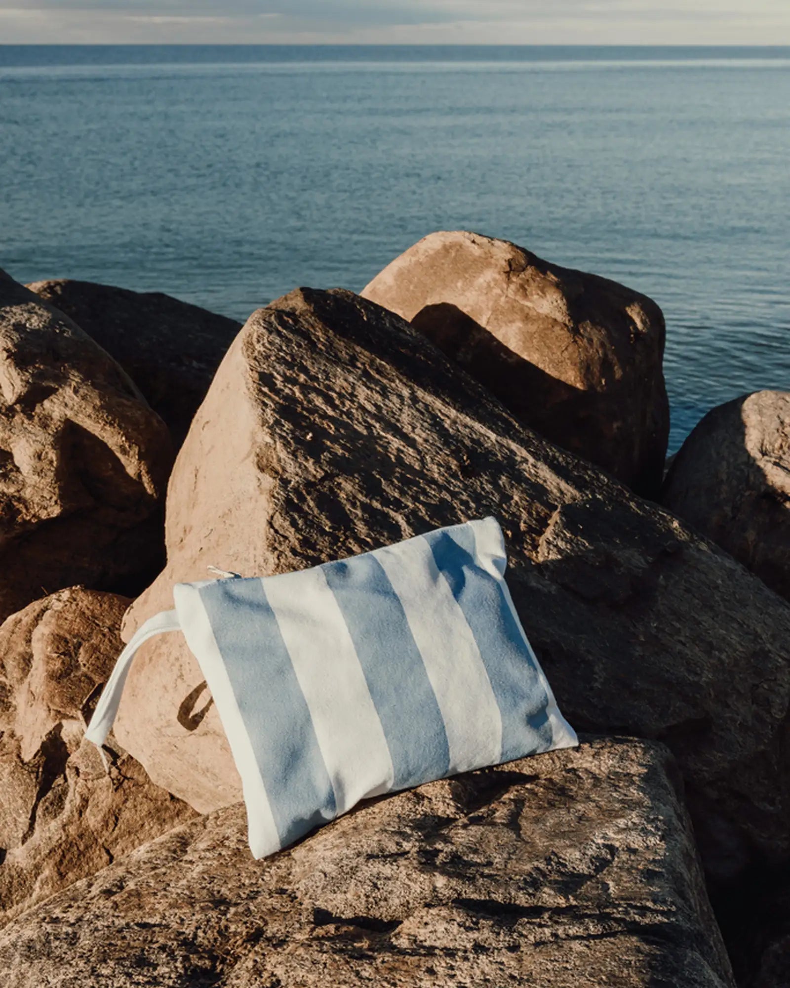 Custom recycled cotton toiletry bag Vinga Lagoa - 1