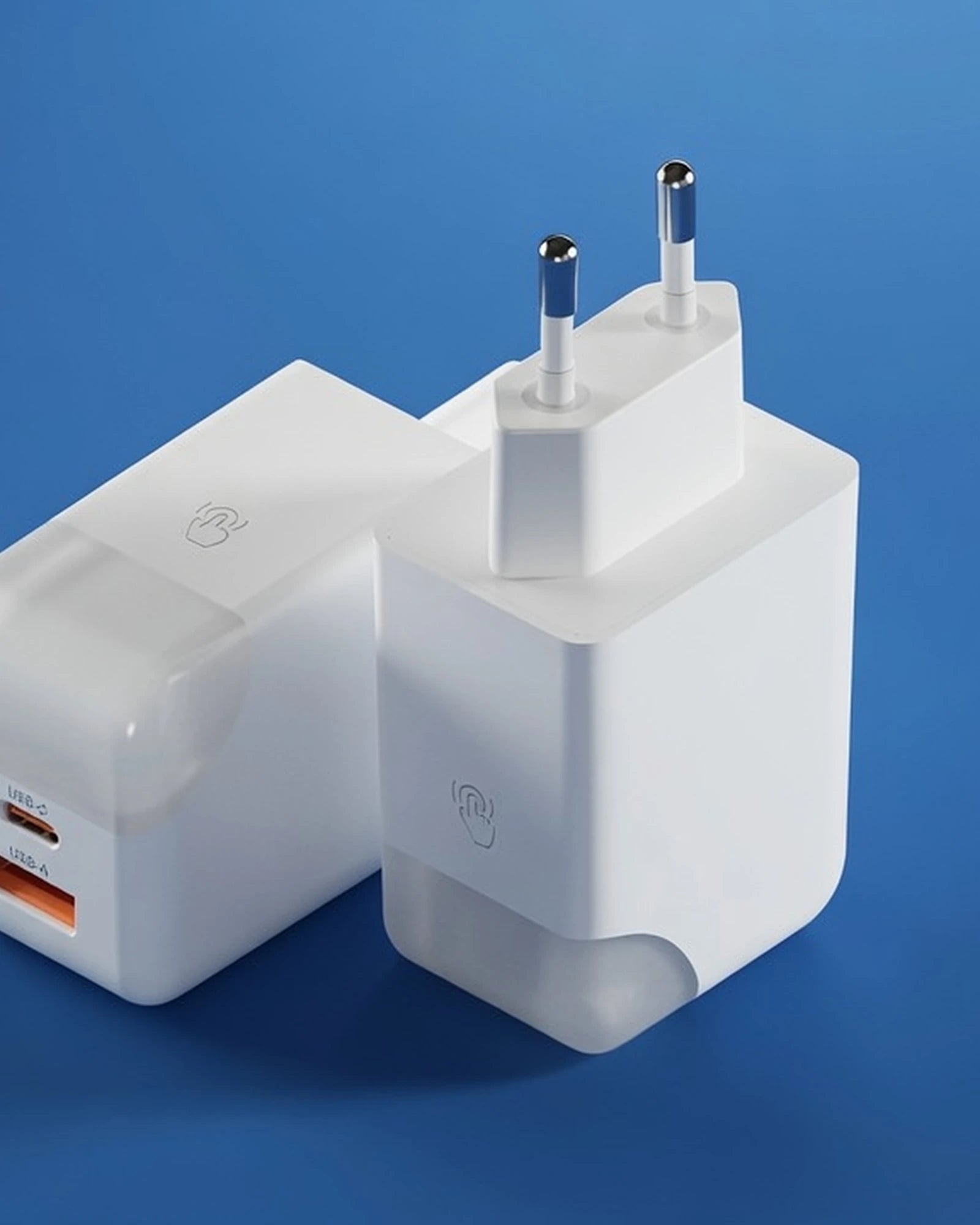 Promotional USB C and A adapter 65W - 1